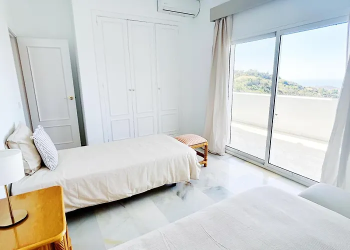 شقة La Mairena - Duplex With Panoramic Sea Views