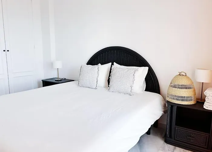 La Mairena - Duplex With Panoramic Sea Views *